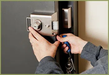 Anchor Locksmith Store Lincoln, RI 401-249-9269 - change-locks-ervice